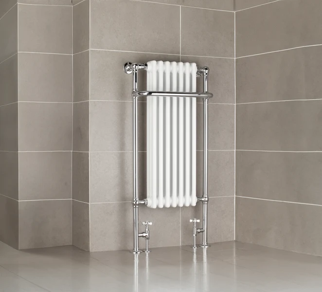 Delgada Traditional Heated Towel Rail - White / Chrome