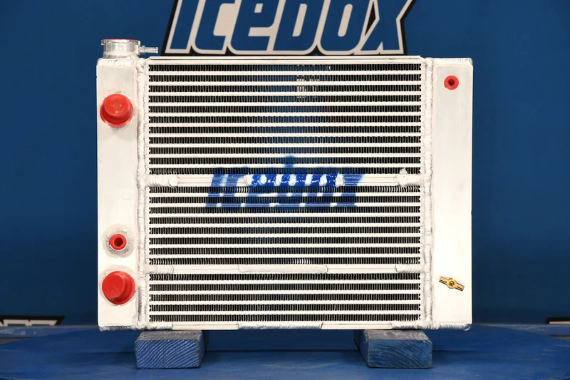 Bobcat BL370, Backhoe Loader Radiator # 891087