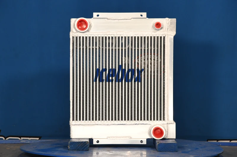 New Leader L4000 G4 Oil Cooler # 820313