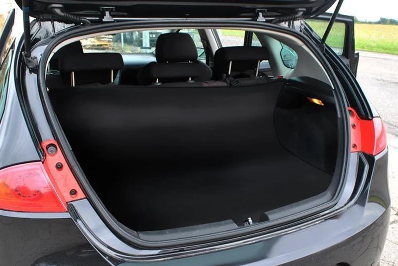beschermhoes autostoel hond