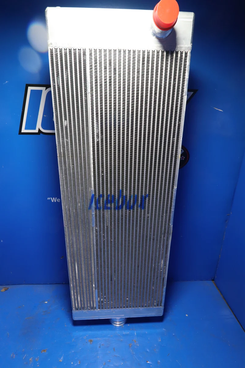 Komatsu HD465-7E0, HD605-7E0 Radiator # 930277