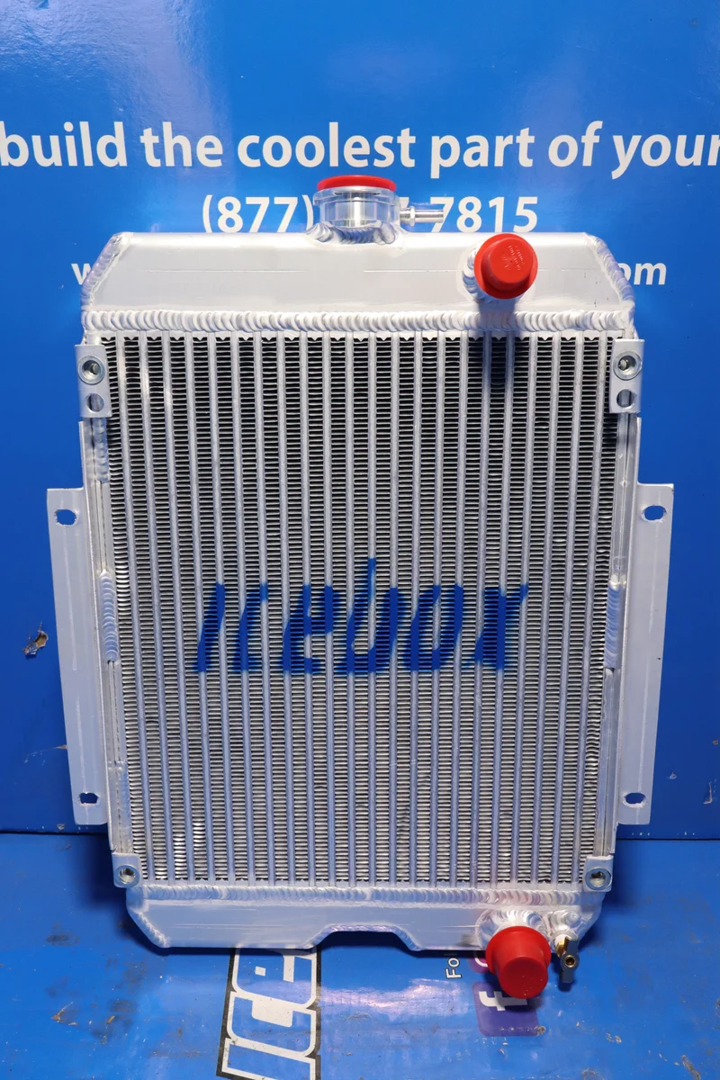 Mahindra 2615 Forklift Radiator # 820224