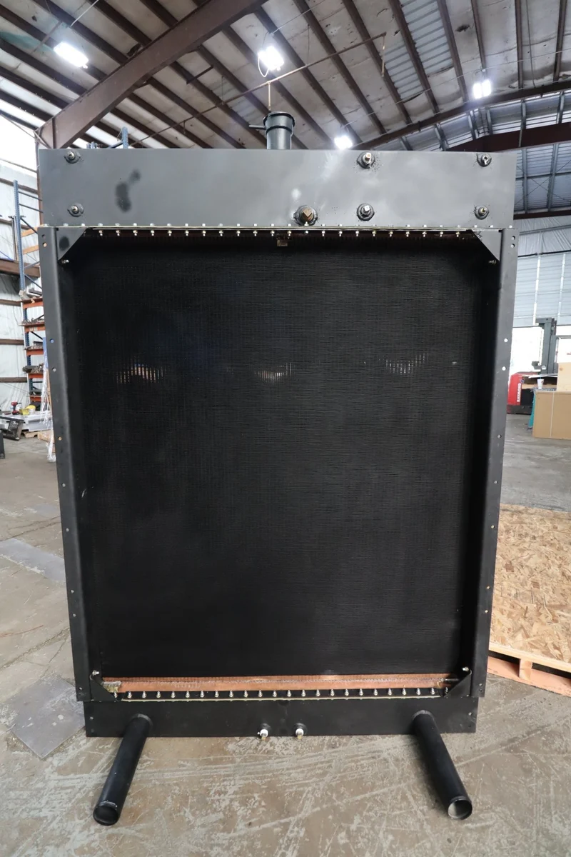 Frac 2000 Blender Pump Truck Radiator # 990262