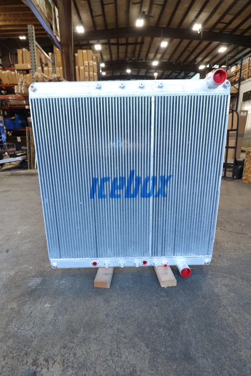 Freightliner Cascadia Radiator # 601487