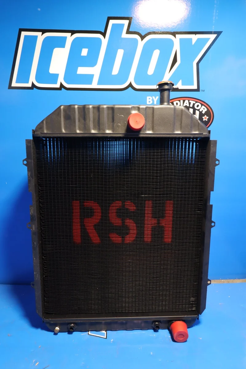 Ford Tractor 212000, 47125982 Radiator # 910065