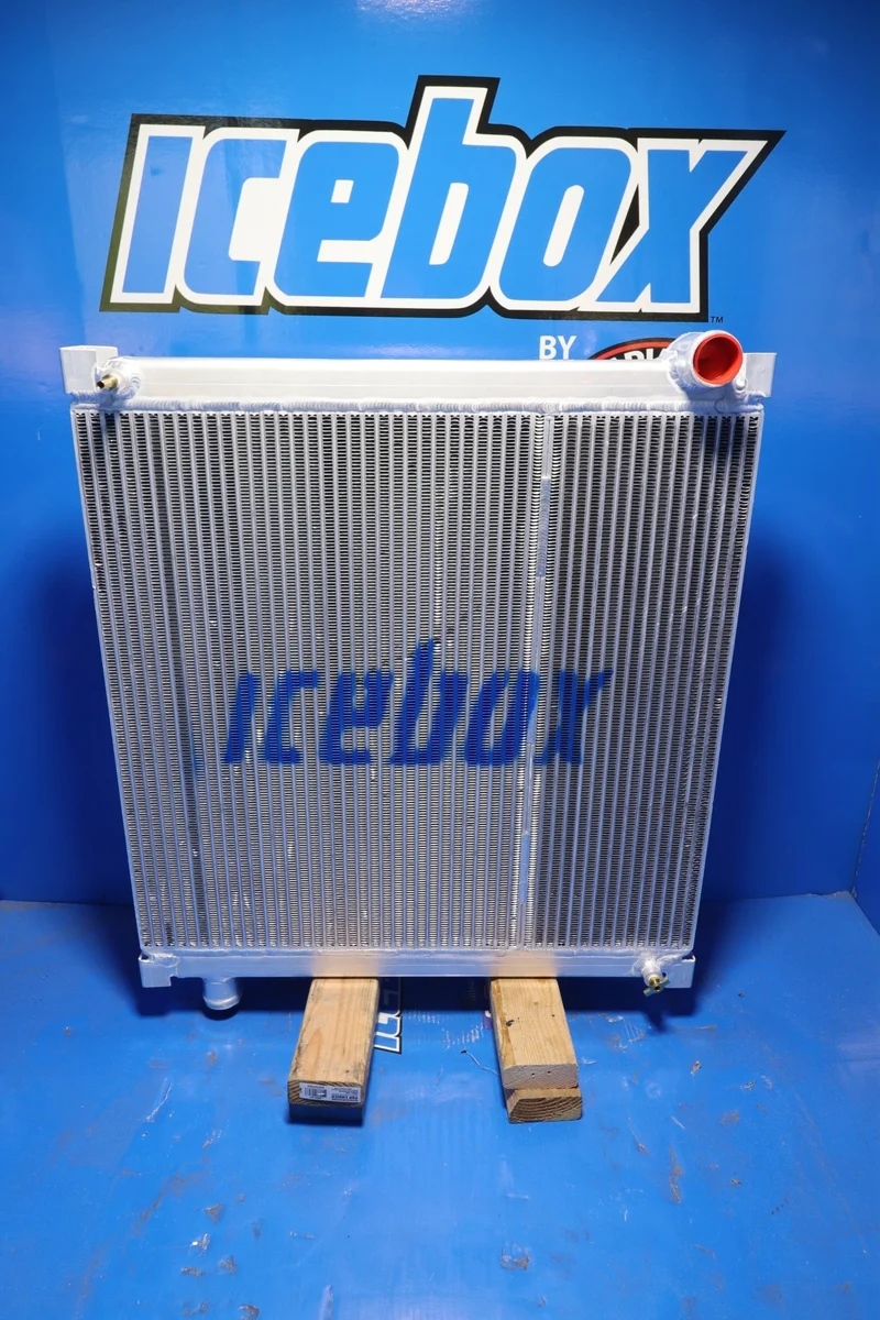 Ford B500,B600,B700,B800,F600,F700 Radiator # 600021