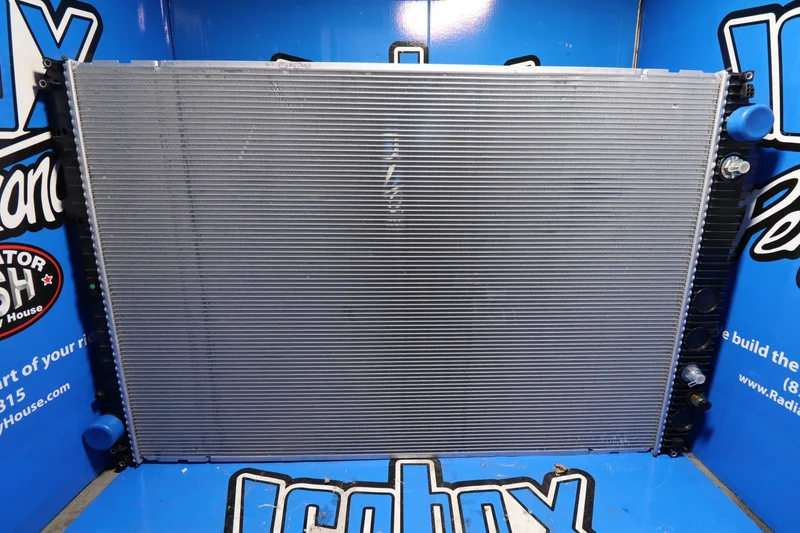Volvo 880 Radiator # 607034