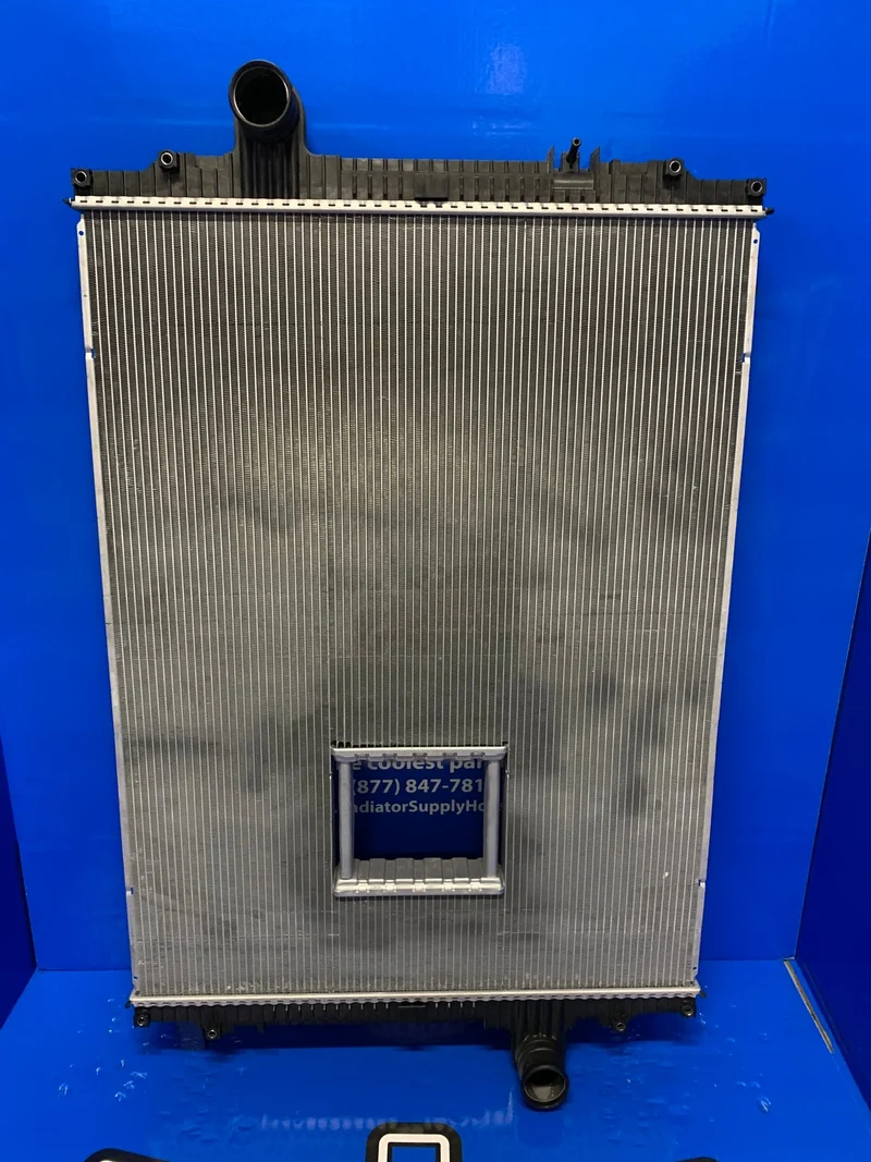 Peterbilt 320, T660 Radiator # 606093