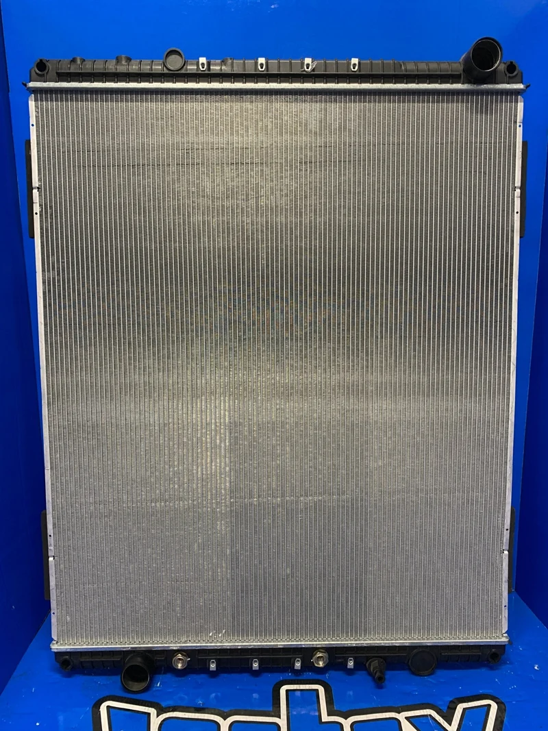 Freightliner 05-26678-001, 05-26621-001 Radiator # 601138