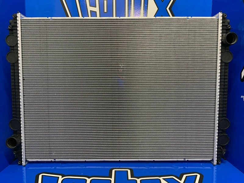 Freightliner Columbia 112/120, CST/FLD120, Radiator # 601081