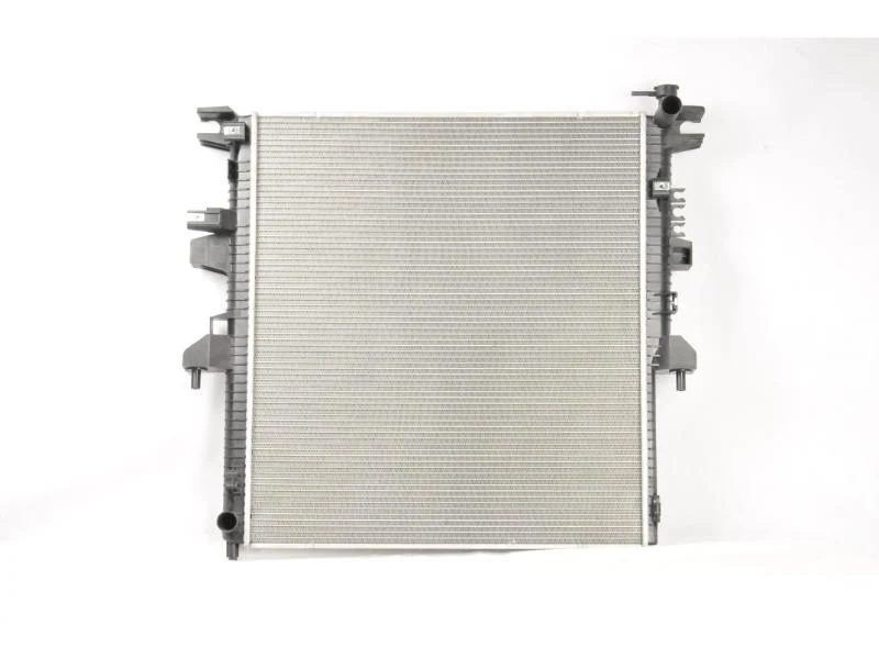 2020 Nissan TITAN 5.6L V8 Radiator | LR13643